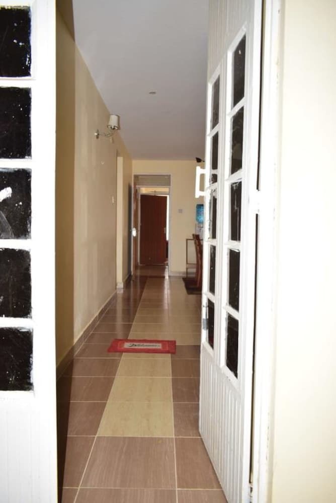 Bed & Breakfast Safari Homes And Tours