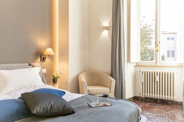 Hotel Lombardia40 Luxury Suites