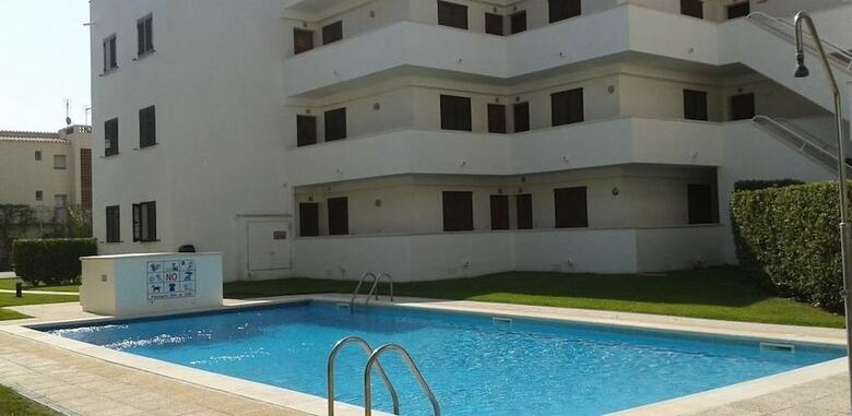 Apartamento Familiar Con Piscina Comunitaria