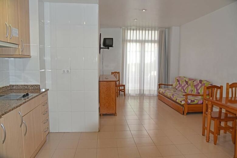Apartamento Con Piscina Comunitaria Para Familias