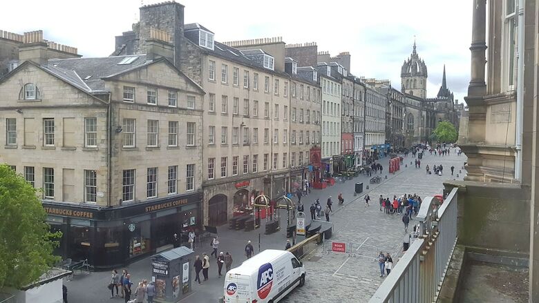 Gorgeous Royal Mile Mansion Apartment