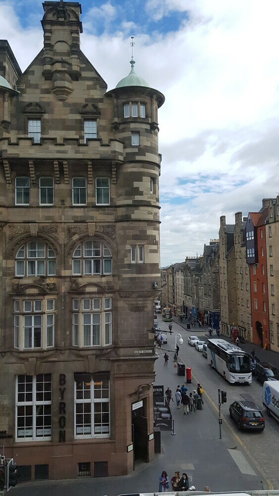 Gorgeous Royal Mile Mansion Apartment