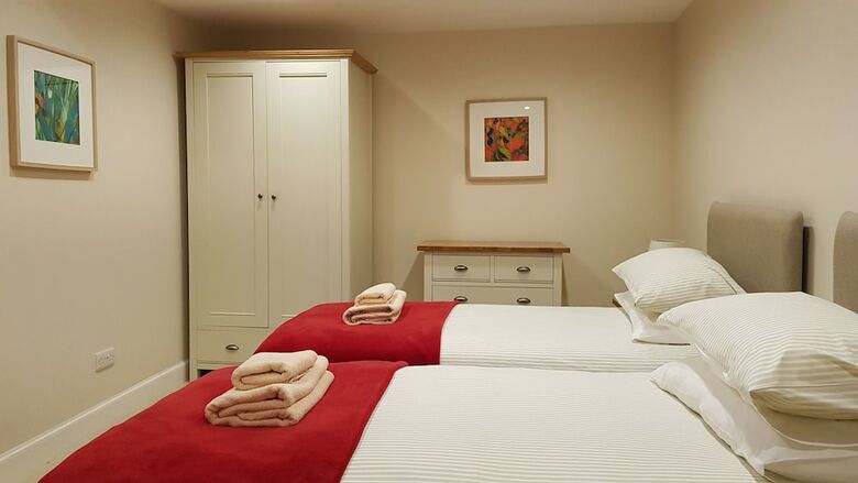Authentic Central 3-bedroom Apartment