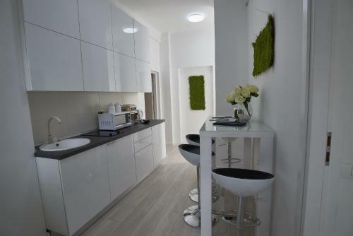 Metropole Apartments Old Town