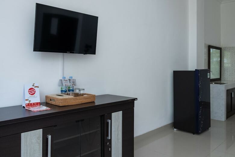 Hotel Oyo 929 Uluwatu Suites