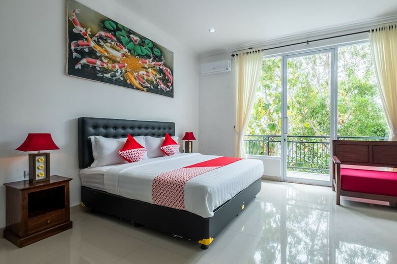 Hotel Oyo 929 Uluwatu Suites