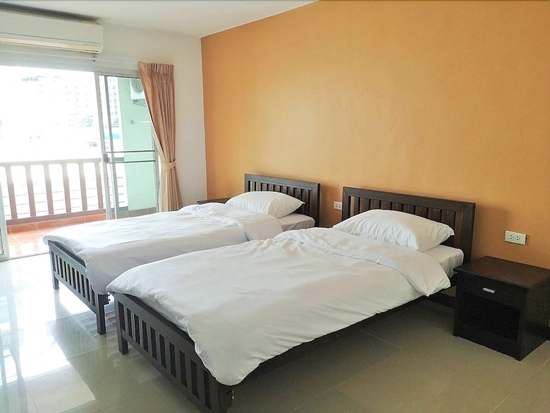 Hotel At Home Place