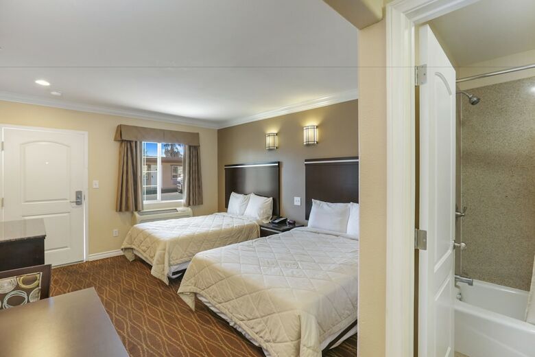 Hotel Vagabond Inn La Habra