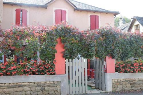 Hotel H�tel Les Vignes Rouges
