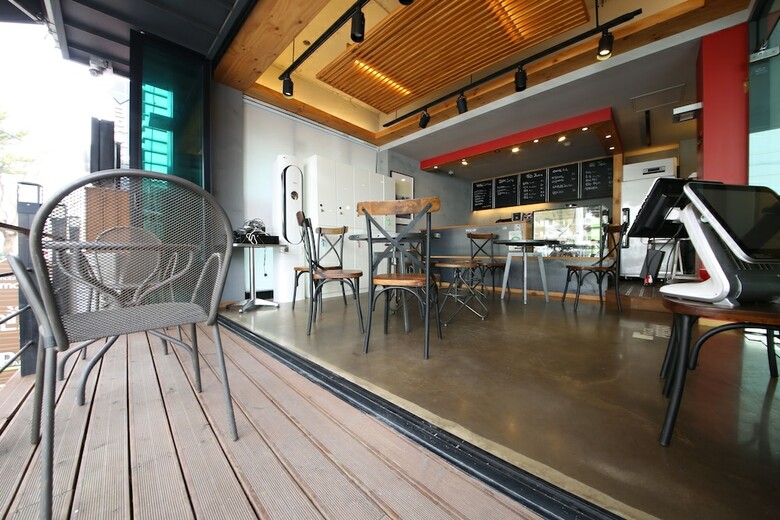 Hotel Bee House Hostel