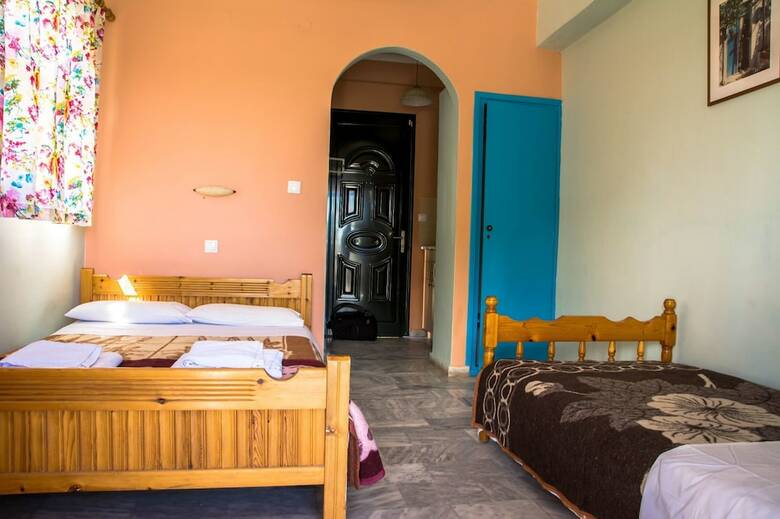 Apartamentos Nikos Studios Alykes