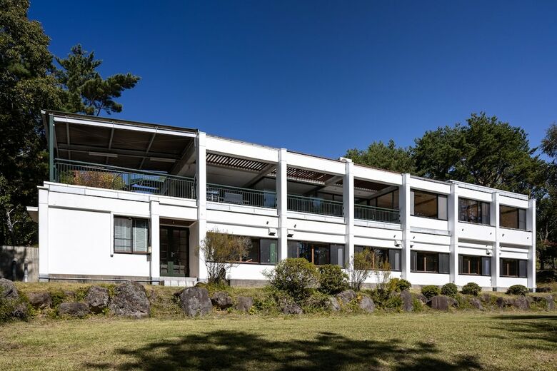 Ica Fujimi House