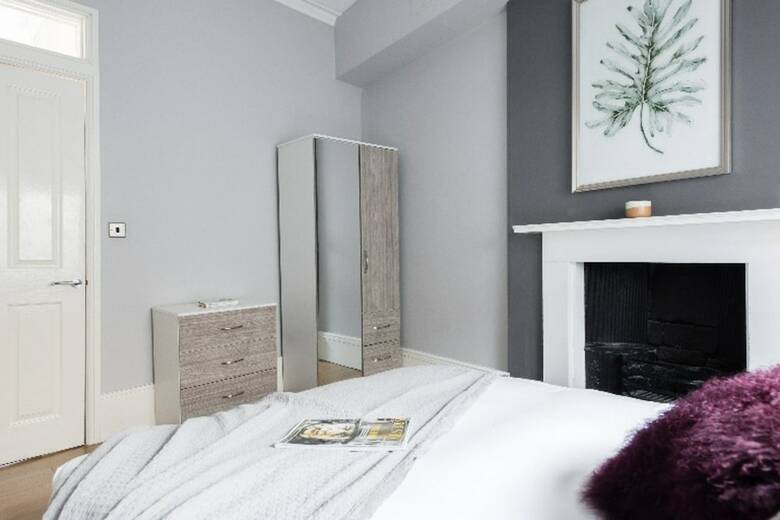 The Riverside Escape - 3bdr In 3 Central Apartments