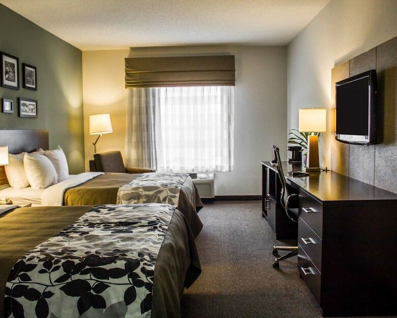 Hotel Sleep Inn & Suites