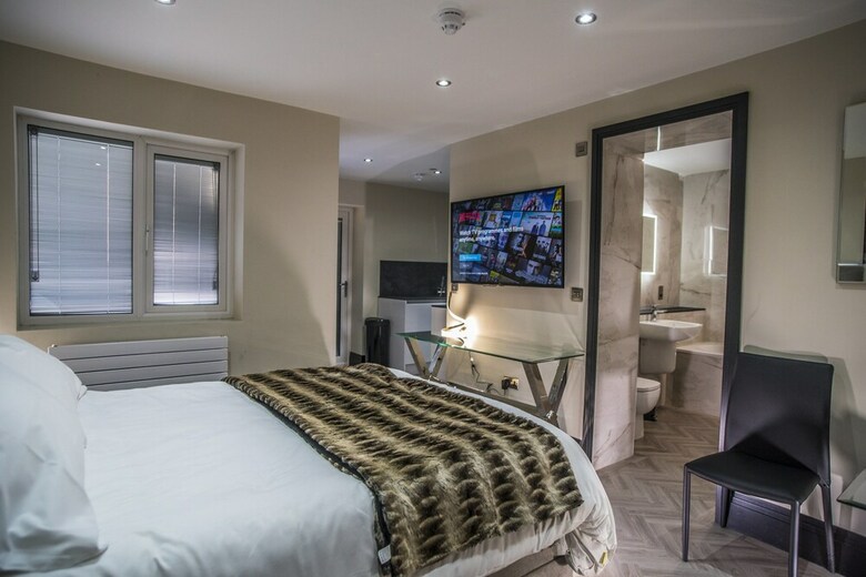 Hotel 21