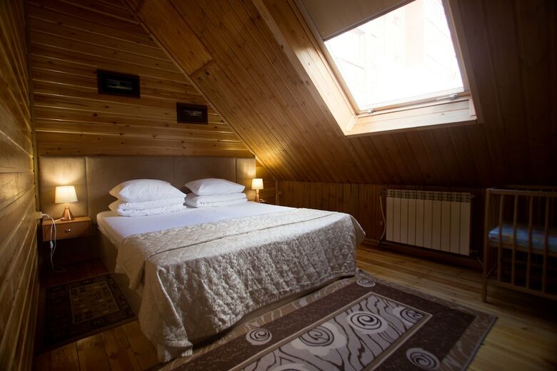 Crona Medical & Spa Hotel
