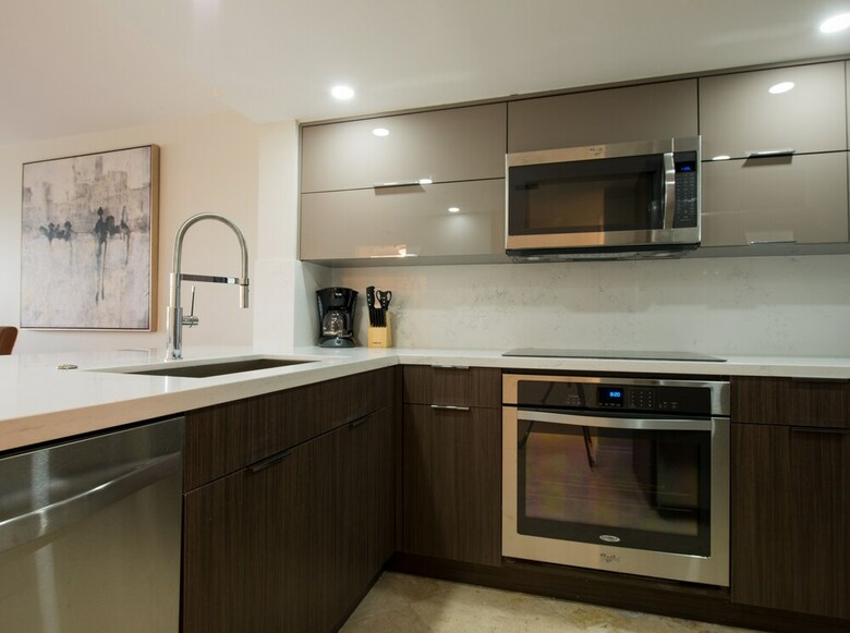 The Grand Condos By Edgewater One Ir