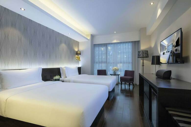 Orange Hotel Select XI 'an North Station
