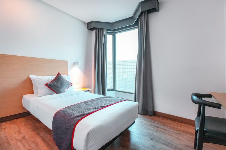 Oyo Townhouse 1 Hotel Salemba