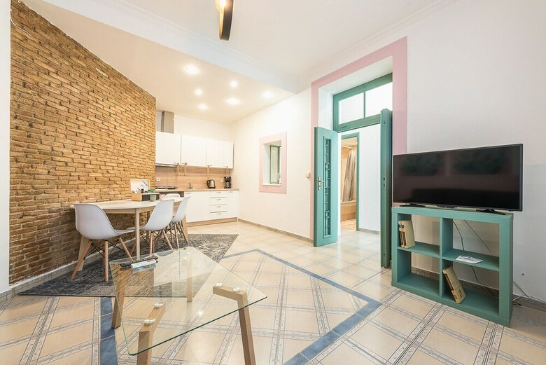 Apartamentos Stone-built Kerameikos Hideaway