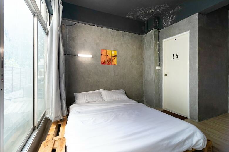 Hostal The Beds Ever - Hostel - Adults Only