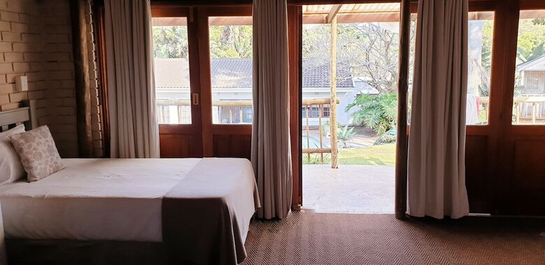 Hotel African Sands Bed & Breakfast