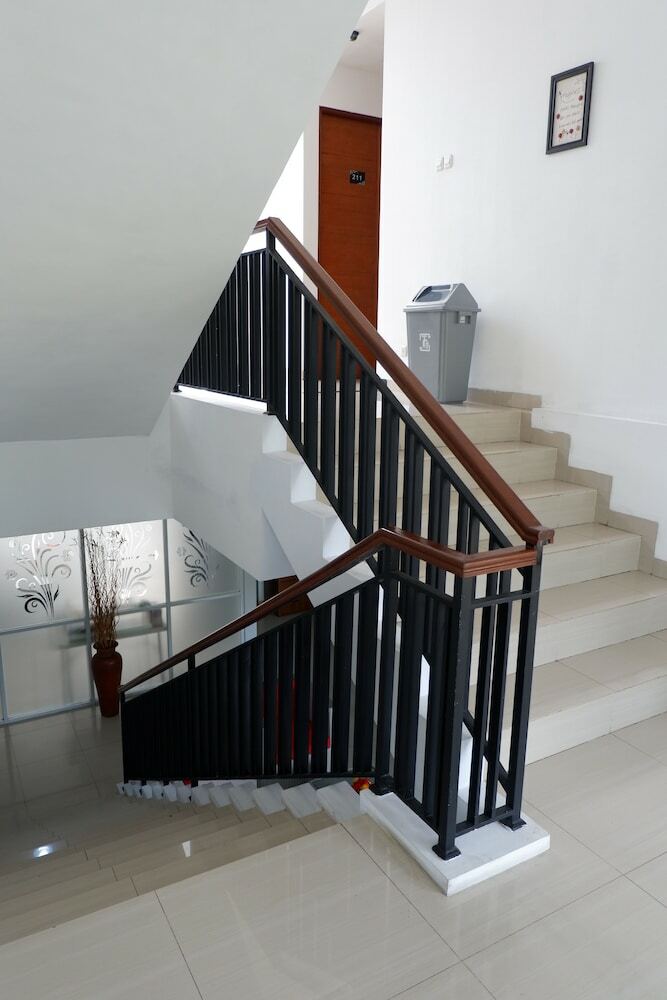 Hotel G7 Residence