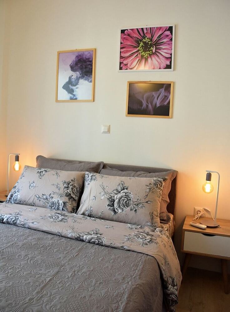 Athens Morum Apartments Formionos