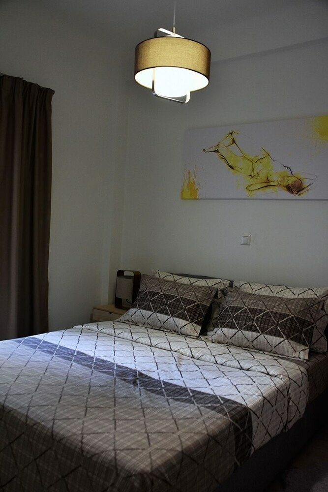 Athens Morum Apartments Formionos