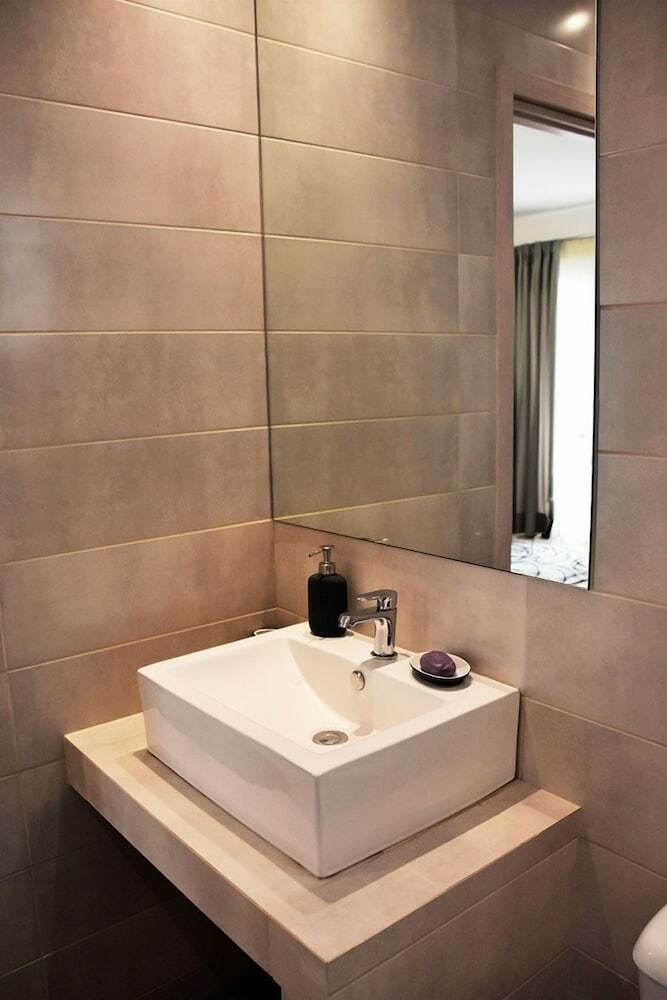 Athens Morum Apartments Formionos
