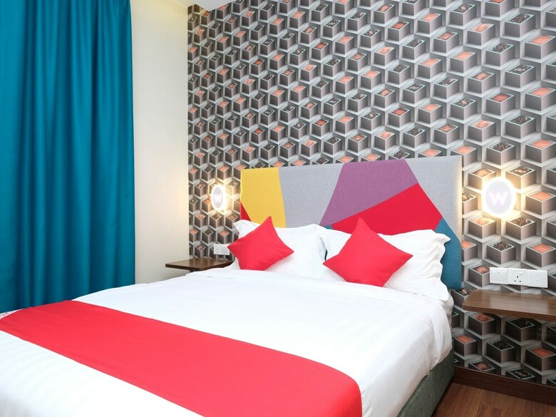 Oyo 1139 W Hotel Cemerlang