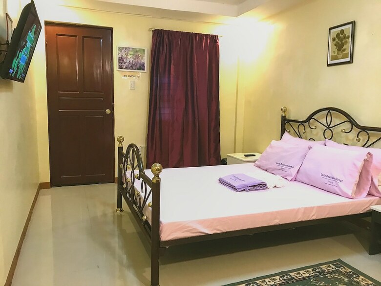 Loria Hotel Tagaytay