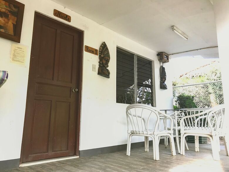 Loria Hotel Tagaytay