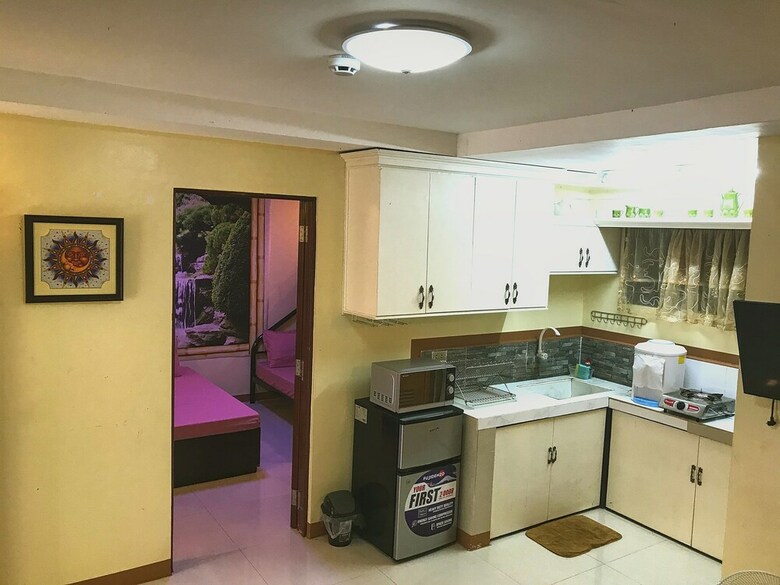 Loria Hotel Tagaytay