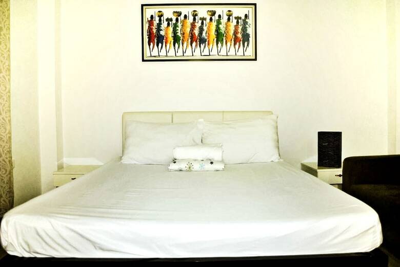 Loria Hotel Tagaytay