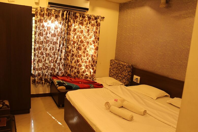 Hotel Good Luck Residency