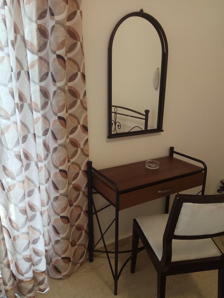 Hotel Omiros