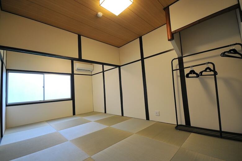 Condominium House In Osaka Miyakojima