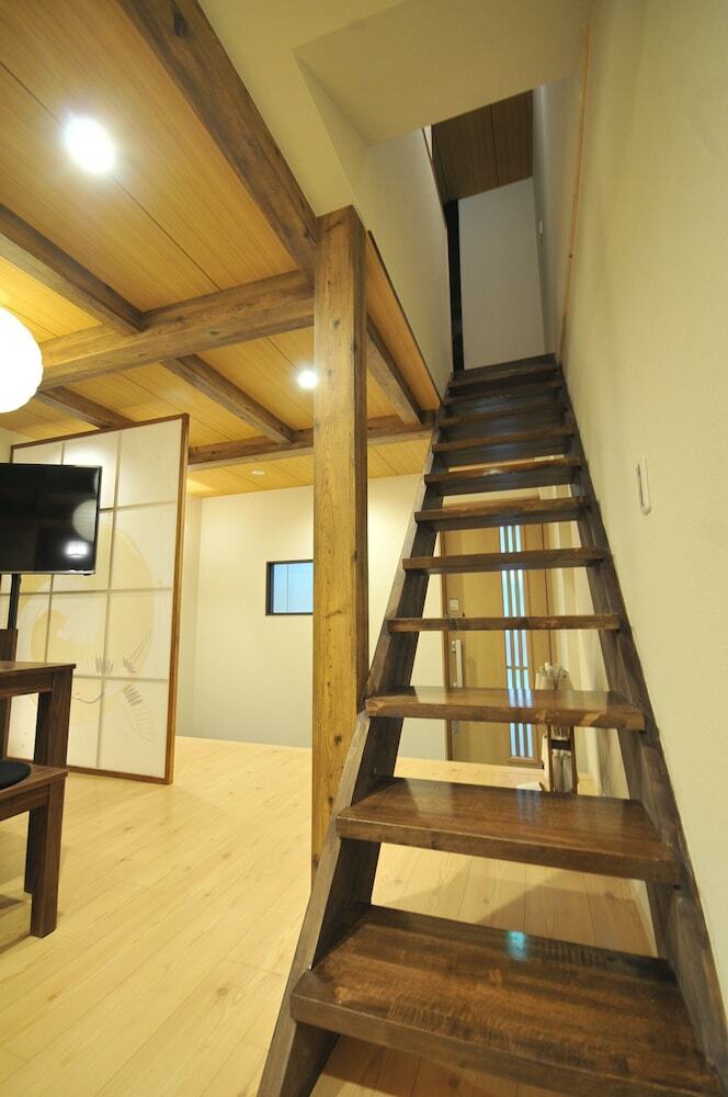 Condominium House In Osaka Miyakojima