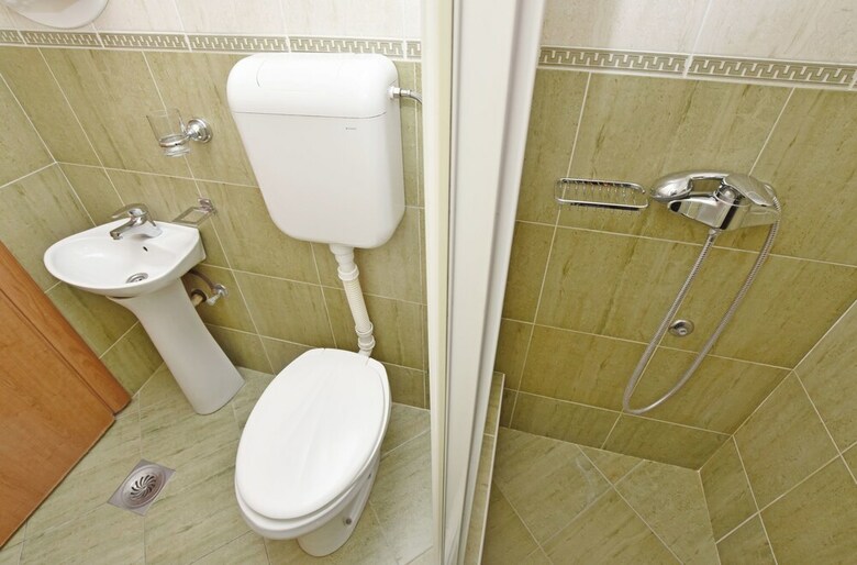 Apartments And Rooms Iva