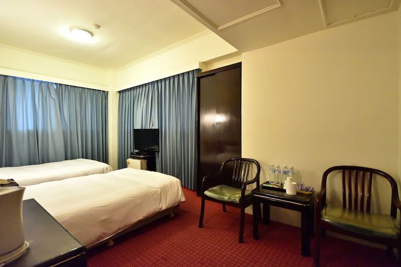 Yuan Shin Hotel