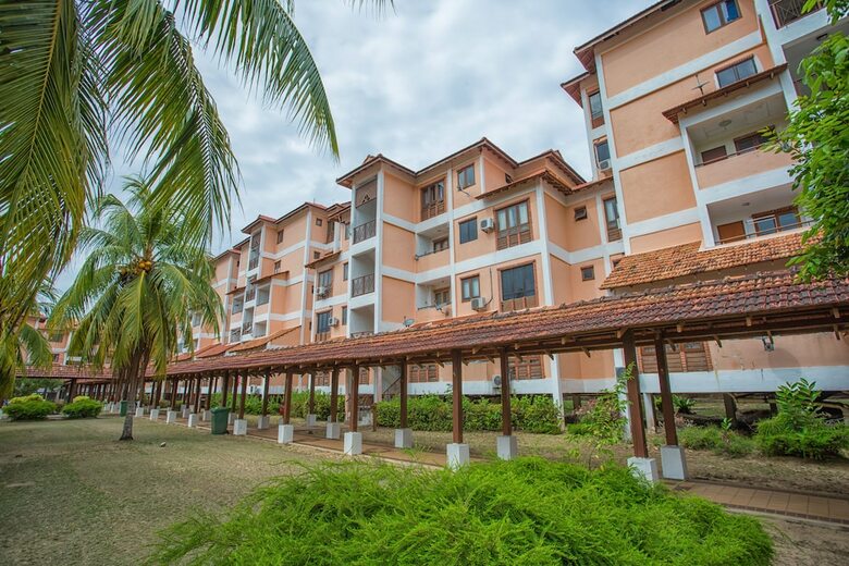 Hotel Kijal Permai Apartment