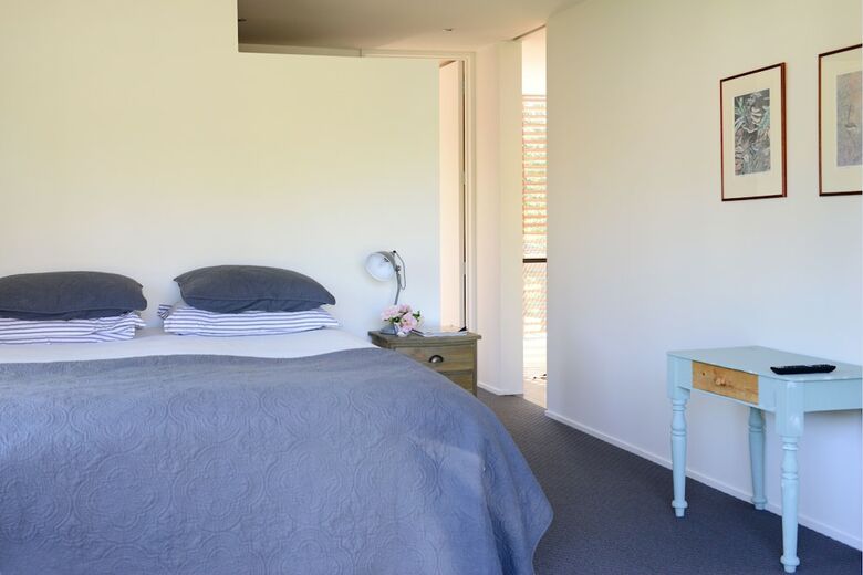 Lakeside Residence