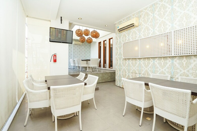 Hotel Oyo 216 Elinoki Guest House