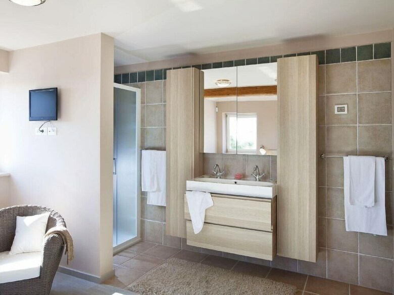 Villas Modena & Luxoria