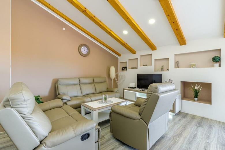 Apartments Mirjana Medulin