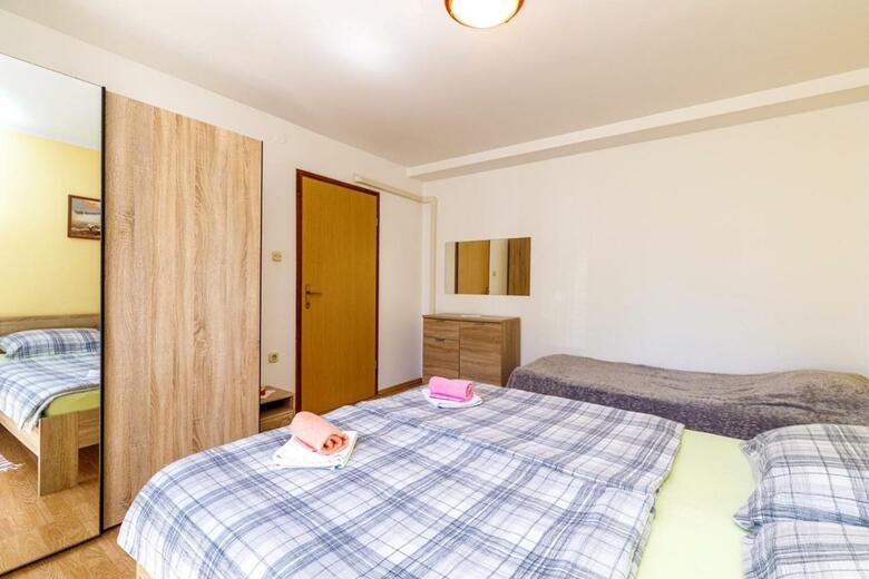 Apartments Mirjana Medulin