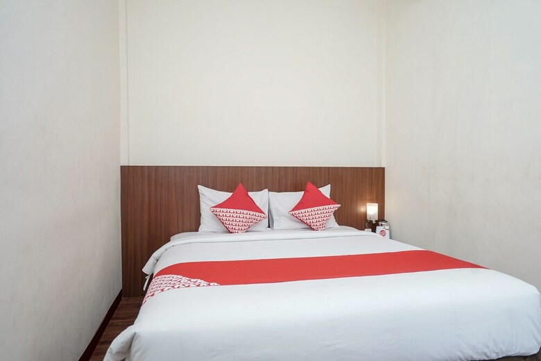 Oyo 987 Hotel Bina Darma