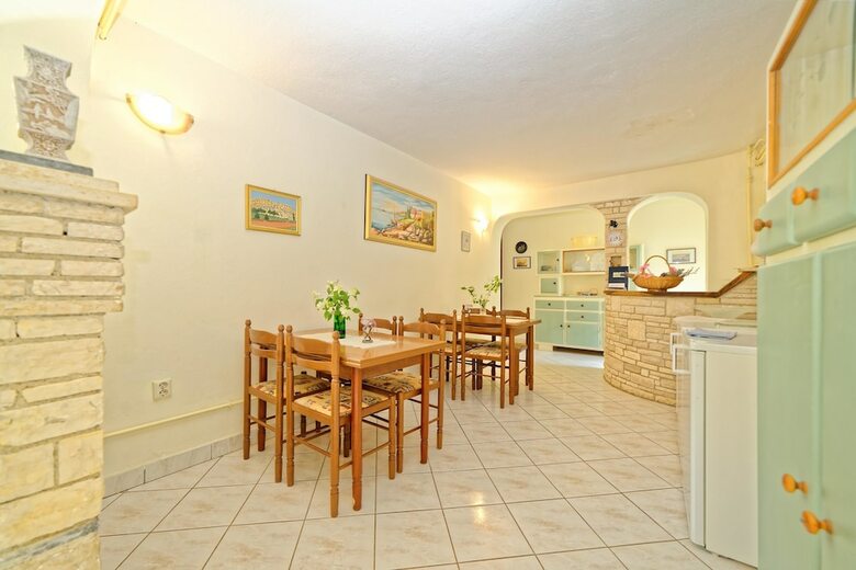 Guest House Jolanda