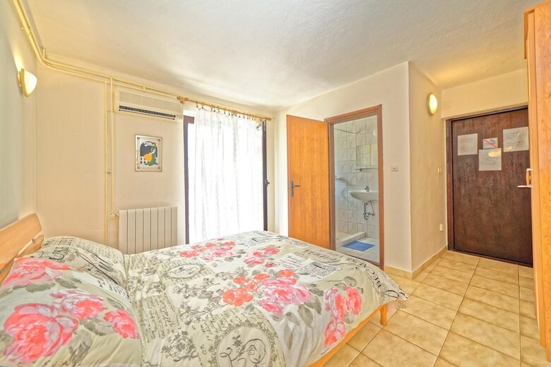 Guest House Jolanda